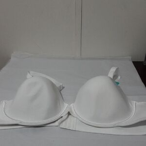 VANITY FAIR RADIANT SMOOTH Elegant White Women's 44C Bra